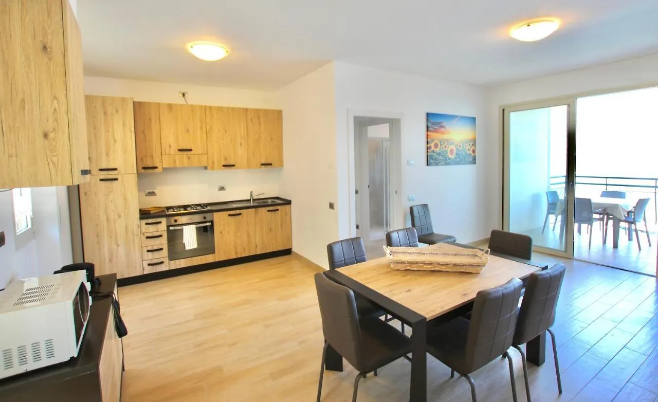 Infinity Luxury Apartment Lezzeno Italy